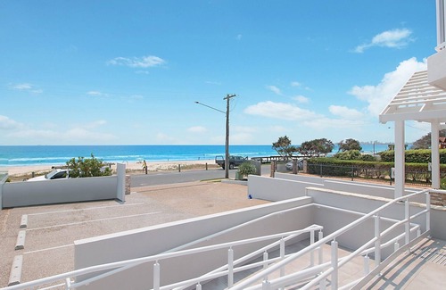 Tugun Apartment | Xavier Dunes 4 - Luxury Beachfront Tugun/Currumbin