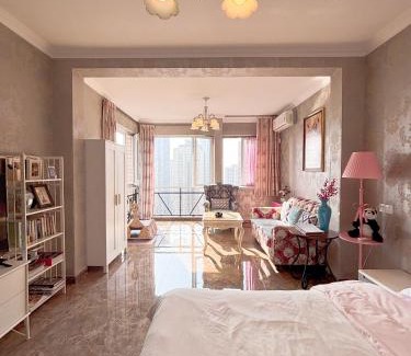 Jeifangbei Central Business District Apartment | Xiao Yu Residential Apartment Near Jiefangbei and Hongya Cave