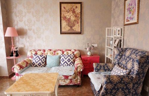 Jeifangbei Central Business District Apartment | Xiao Yu Residential Apartment Near Jiefangbei and Hongya Cave