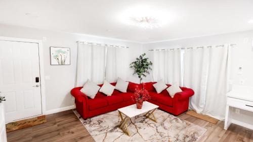 La Presa Apartment | Xlnc Exotic Home Gillespie Drive