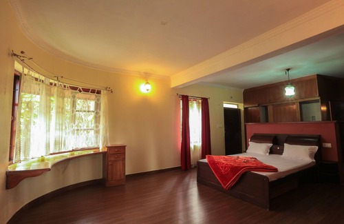 Naduvattam Villa | Xplore Indo's Woodbrook Estate Bungalow
