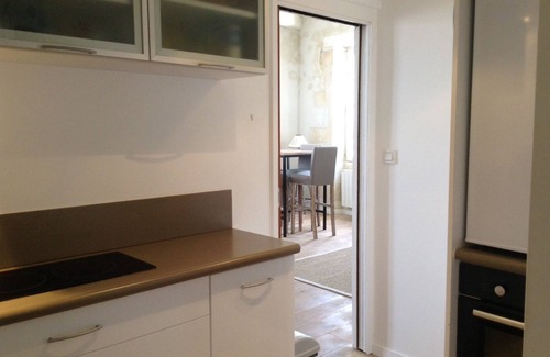 Saint-Martin-de-Re Apartment | XVIII Century Gem With Magnificent Views Of The Harbour with a private garage