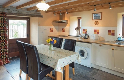 Cilgerran Cottage | Y Cartws, Cardigan - Two Bedroom Cottage, Sleeps 4