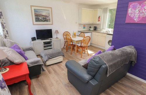 Nolton Cottage | Y TWLL BOLLT (THE BOLT HOLE), pet friendly in Nolton Haven