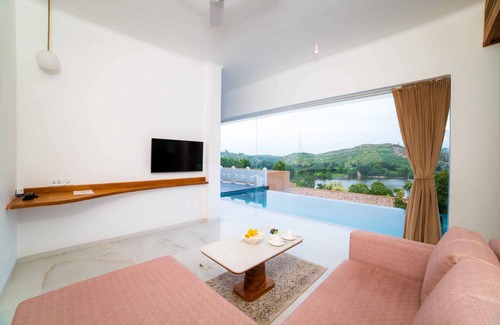 Eklingji Hotel | Yaan Wellness Retreat