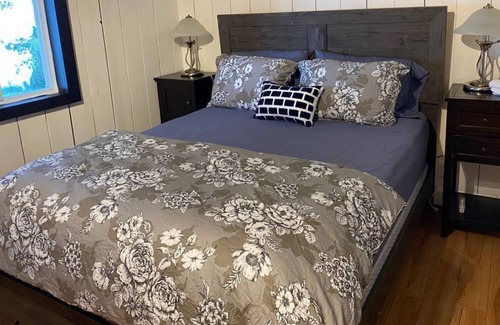 Romney Cottage | YAARI - WaterFront Cozy Cottage!