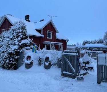 Hylte Municipality Bed & Breakfast | Yaberg Affären