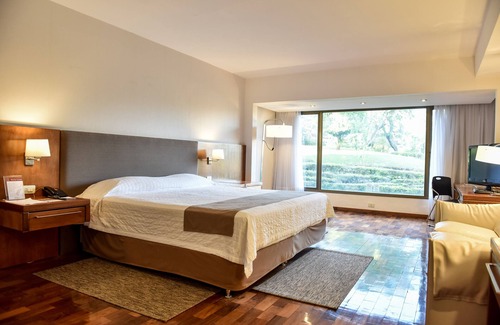 Lambare Hotel | Yacht & Golf Club Paraguayo, a Tribute Portfolio Resort