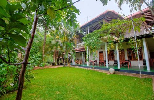 Debarawewa Hotel | Yala River Face Inn