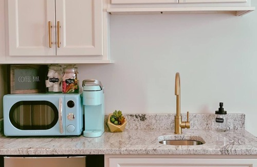North Nashville House | Y’all stay here! Private Guest Suite