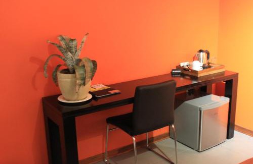 Emalahleni House | Yalla Yalla Boutique Hotel