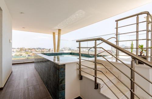 Historical Center Apartment | YAMAS Urban Living Platinum 77 Penthouses