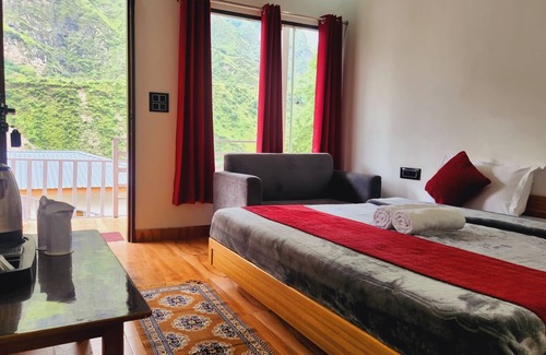 Kharsali Resort | Yamunotri Heli Resort