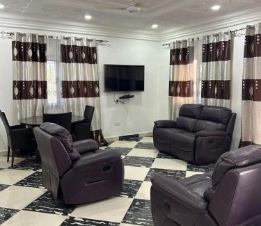 West Coast Division Apartment | Yamzo's Apartments