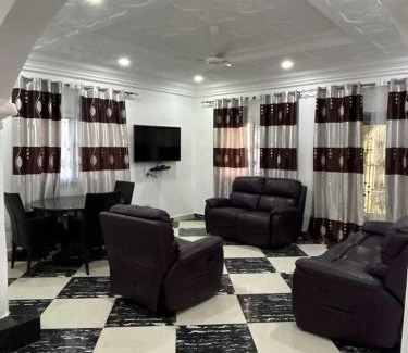 West Coast Division Apartment | Yamzo's Apartments