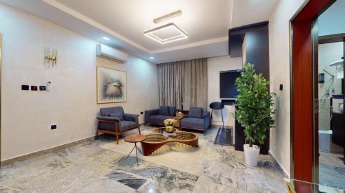 Utako Apartment | YANNA APARTMENT BY KHALIQUES