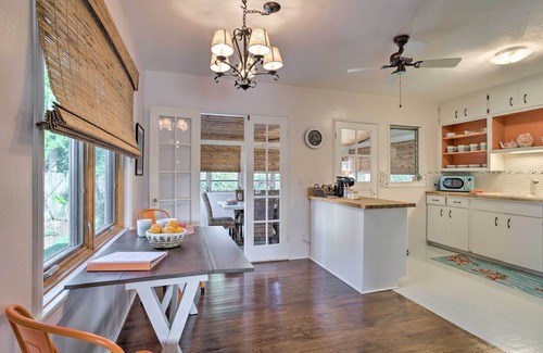 Lake Worth Cottage | Yard & Hot Tub: Historic Lake Worth Cottage!