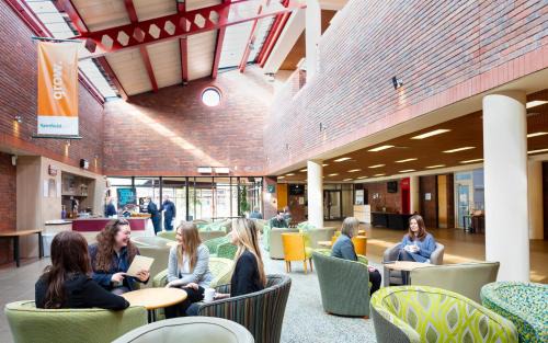 Yarnfield Hotel | Yarnfield Park Training And Conference Centre
