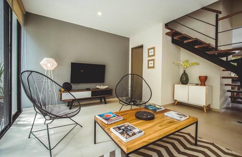 Zama House | Yaxiik Villa 23 by Nalum