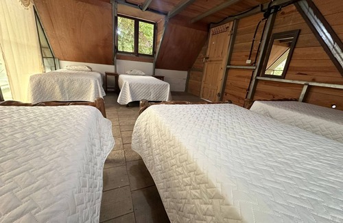 San Agustin Lanquin Hostel | Yaxlik River lodge
