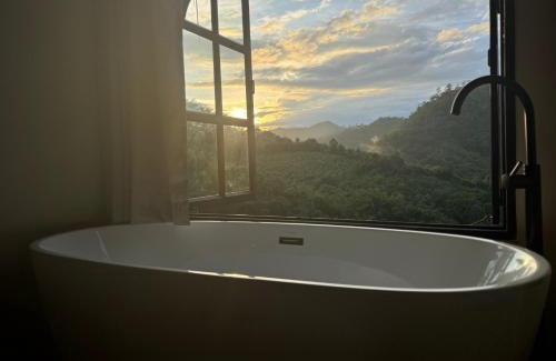 Mae Taeng House | Yazama Homestay ยาซาม่า โฮมสเตย์