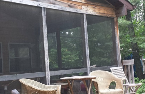 Victoria Beach House | Year Round Cabin Victoria Beach! Hot tub,Isolated Quiet escape your worries