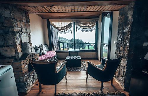 Faralya House | Yediburunlar Lighthouse Boutique Hotel and Restaurant