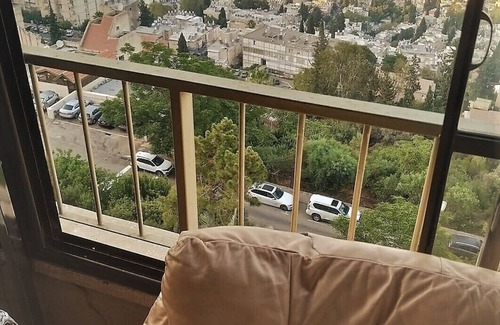 Panorama Street Apartment | Yefe nof panoramic 3 room flat by Carmel centre