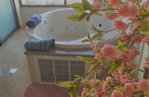 Panorama Street Apartment | Yefe nof panoramic 3 room flat by Carmel centre