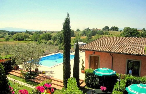 Poggio Alla Cavalla House | YELLOW APARTMENT -Farmhouse whit Poll, Air conditioning, in the heart of Tuscany