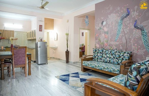 Gachibowli Apartment | Yellow Bells Residency (Serviced Apartments)