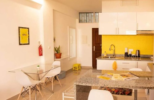 Luanda Apartment | Yellow Studio -