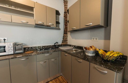 Historic Center Apartment | YellowBoot Aparthotel 4 - Stay abroad, feel at home