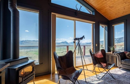 Emigrant House | Yellowstone Sky House