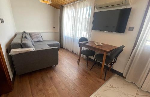 Yenifoca Apartment | Yenice Konak
