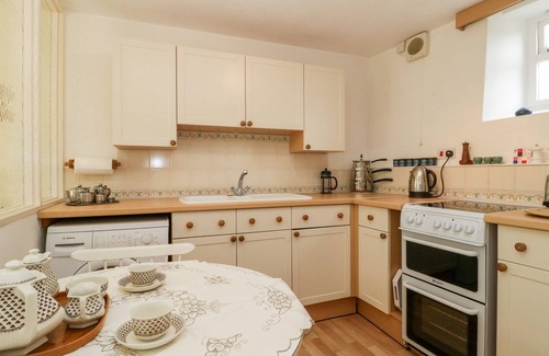 West Chinnock Cottage | YEOMAN COTTAGE, with a garden in Norton-Sub-Hamdon