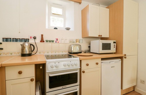 West Chinnock Cottage | YEOMAN COTTAGE, with a garden in Norton-Sub-Hamdon