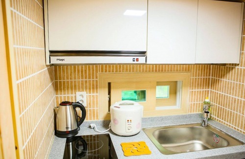 Tojungdo House | Yesan Deoksan Charcoal Land Pension