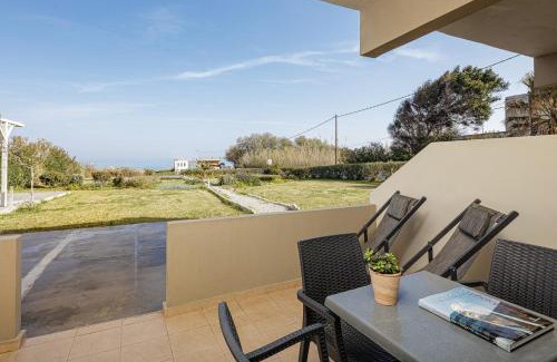 Adelianos Kampos Apartment | Yiannis Apartments