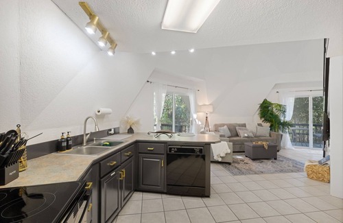 Stone County House | Yocom your dome away from home