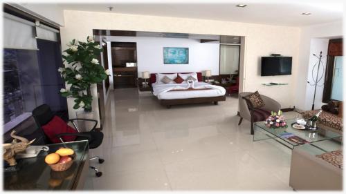 Navi Mumbai Hotel | Yogi Executive, Navi Mumbai