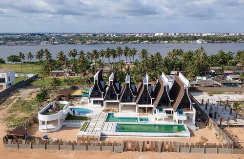 Amuwo Odofin Resort | YOLO Island Resort