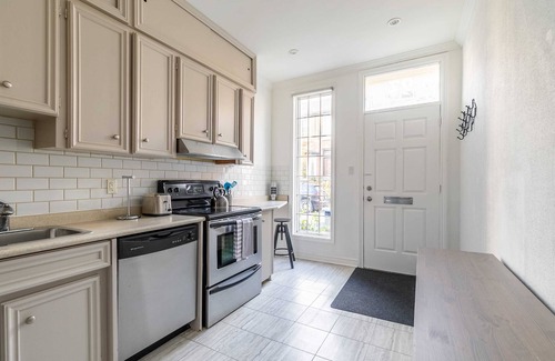 Yorkville House | Yorkville Home - Downtown Toronto!