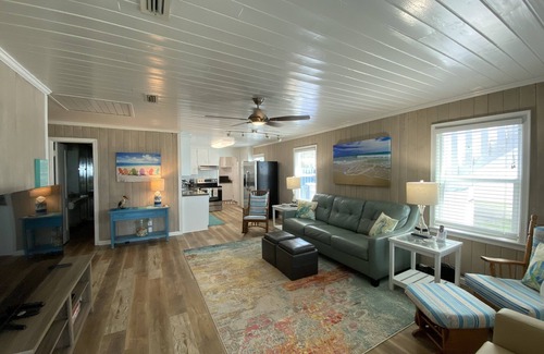 Mexico Beach House | You'll go Looney about those views!