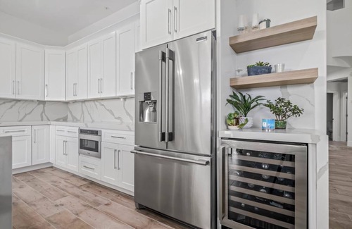 Talon Retreat House | You will not be disappointed! Modern, Beautiful spacious living in Grayhawk!