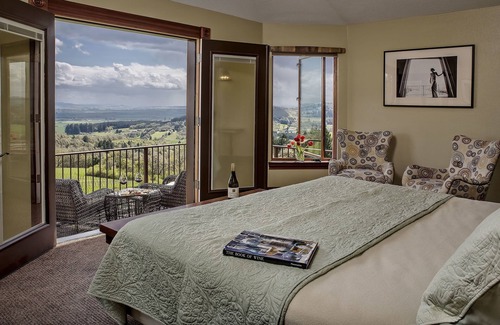 McMinnville Bed & Breakfast | Youngberg Hill