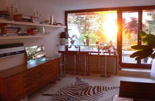 Herrsching am Ammersee Apartment | Your AmmerSeeblick! Everything within walking distance. Lake, beach, restaurants, stores.