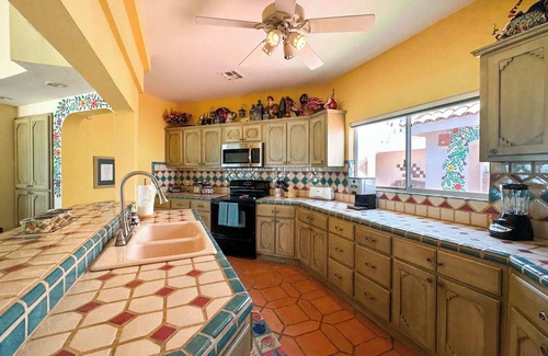 Las Conchas House | Your Beachfront Escape Close to Everything