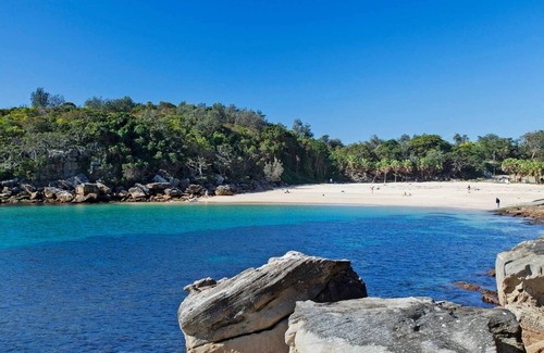 Manly Apartment | Your best choice of direct Beach front accommodation in Manly 4