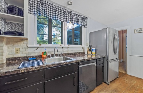Norwich House | Your Charming 4BR Retreat Home Minutes from Casino Excitement!
